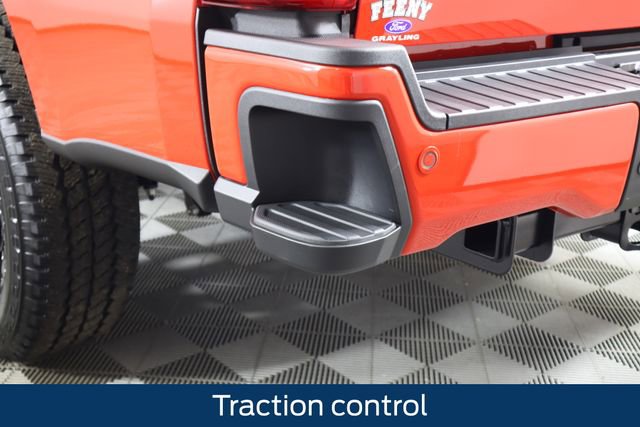 New 2026 Ford F350 Lariat w/ Black Appearance Package image 38