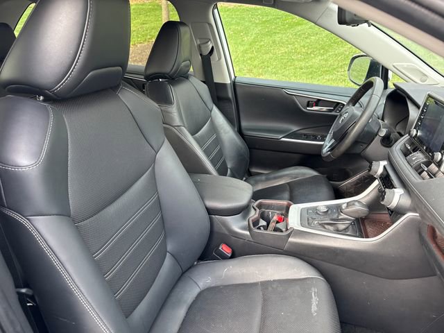 Used 2020 Toyota RAV4 Limited w/ Limited Grade Weather Package image 13