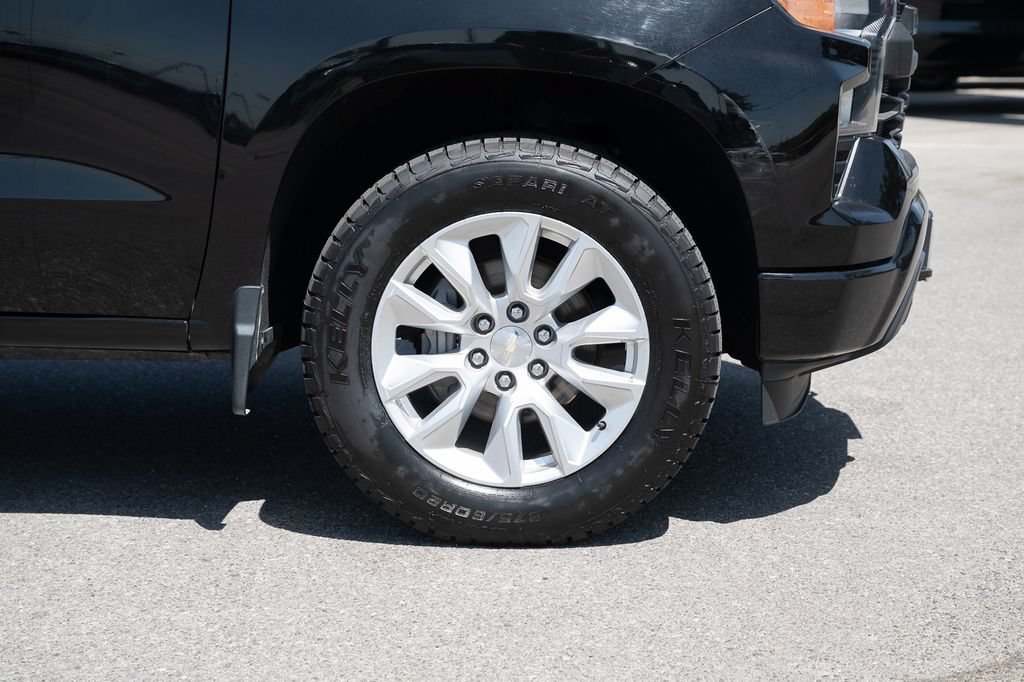Used 2022 Chevrolet Silverado 1500 Custom RWD image 10