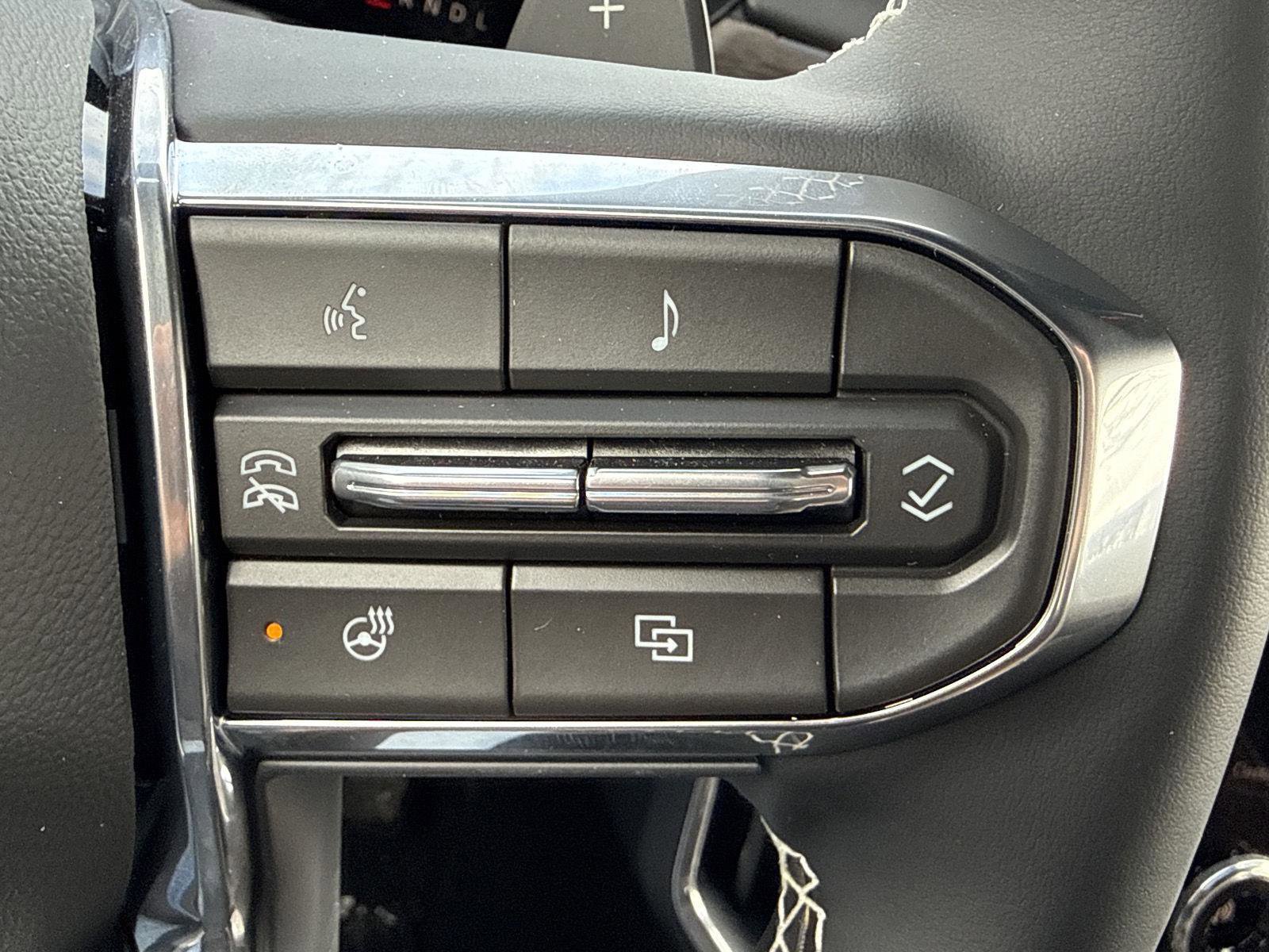 New 2026 GMC Acadia Denali Ultimate w/ LPO, All-Weather Package image 31