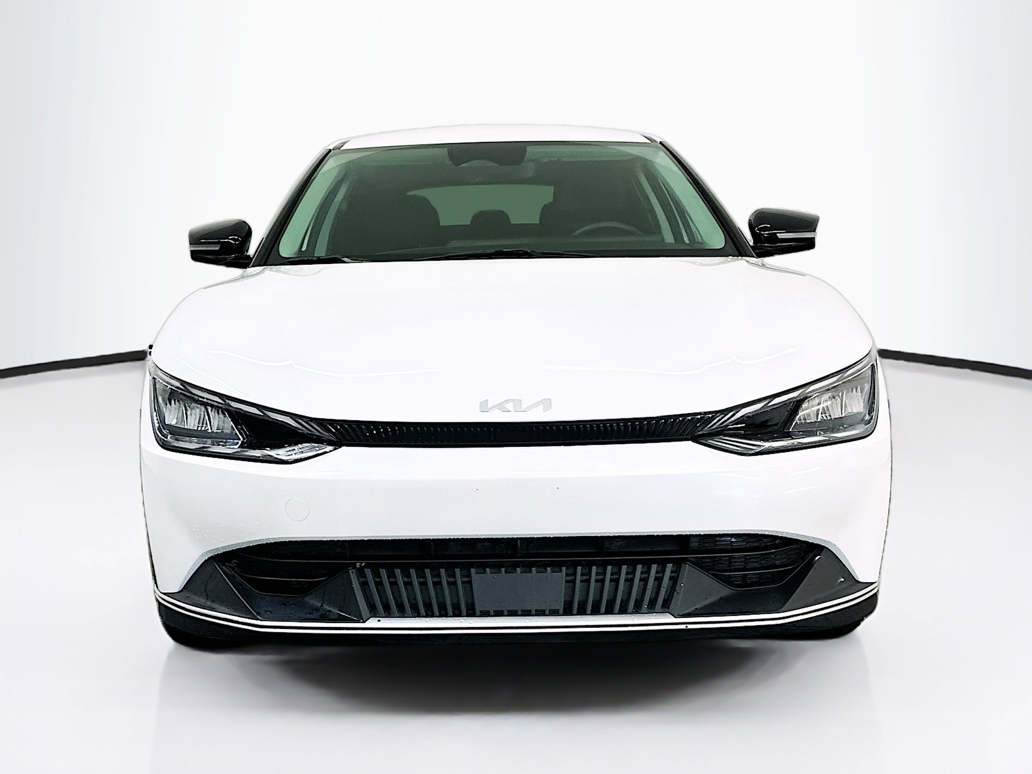 Used 2024 Kia EV6 Light AWD/4WD image 2