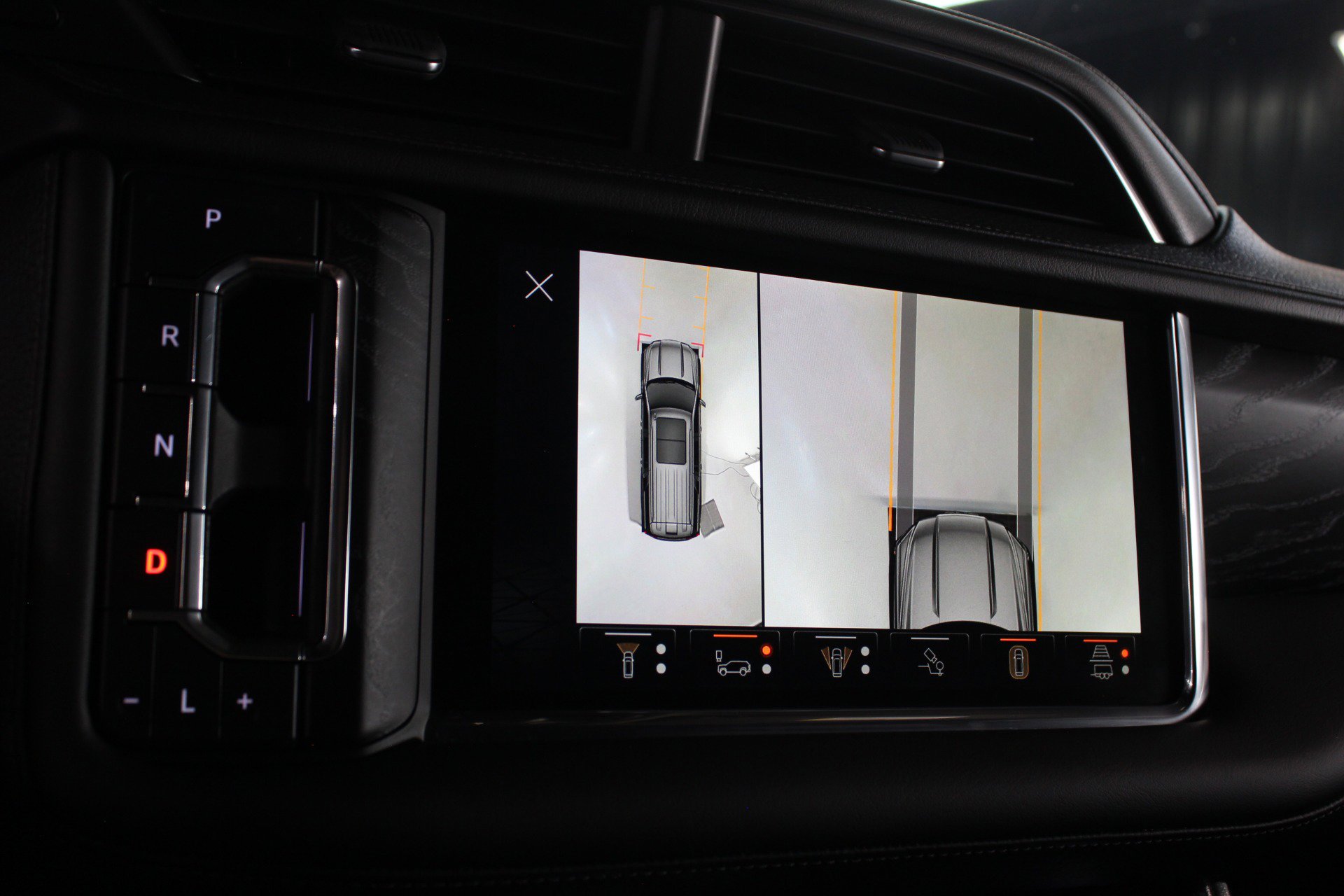 Used 2023 GMC Yukon Denali w/ Advanced Technology Package image 54