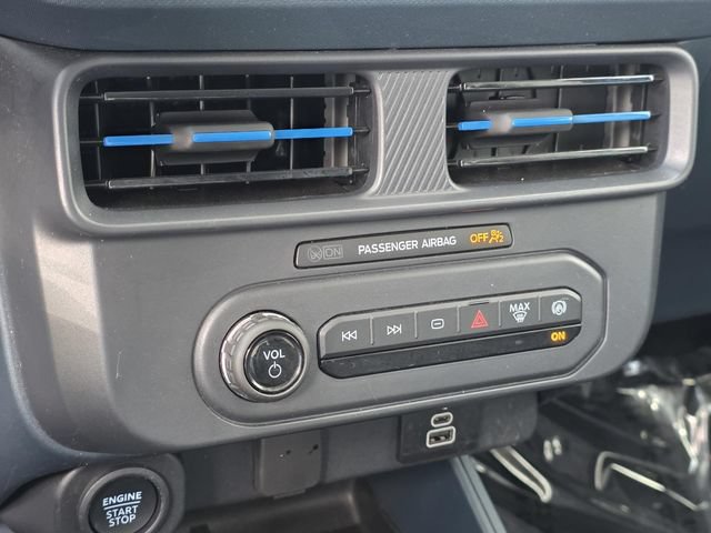 Used 2025 Ford Maverick Lobo AWD/4WD image 22