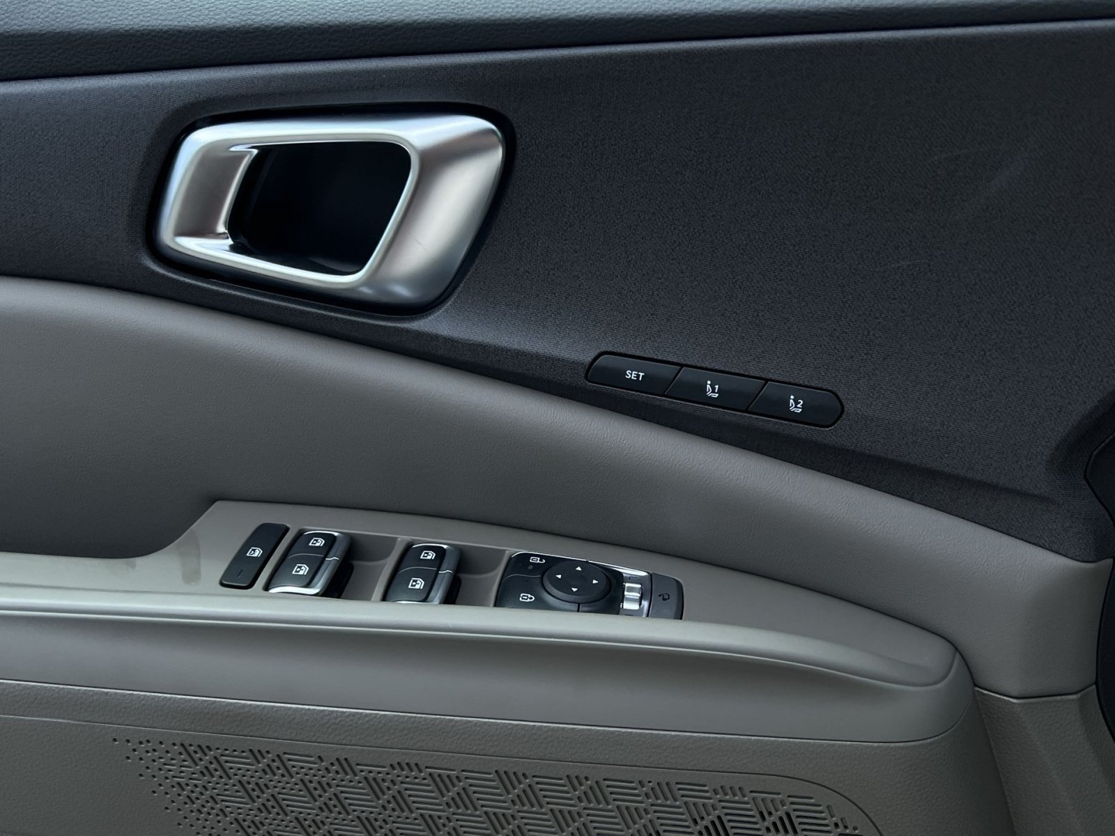 New 2026 Kia Carnival EX FWD image 20