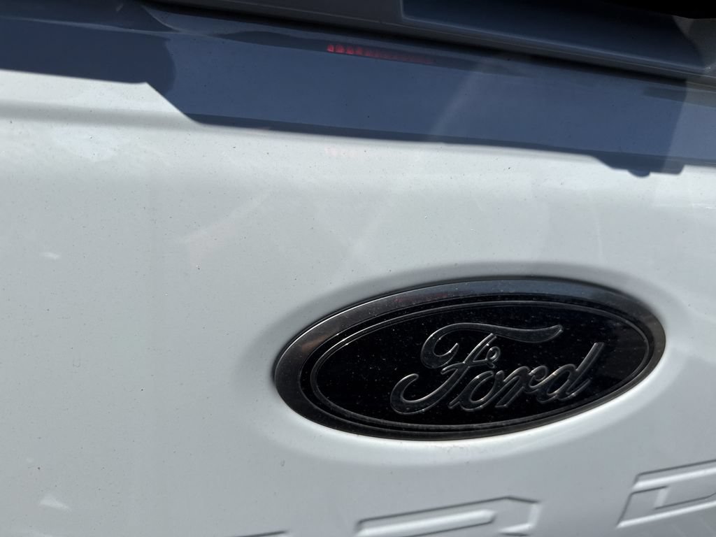 Used 2025 Ford F250 XLT w/ Black Appearance Package AWD/4WD image 18