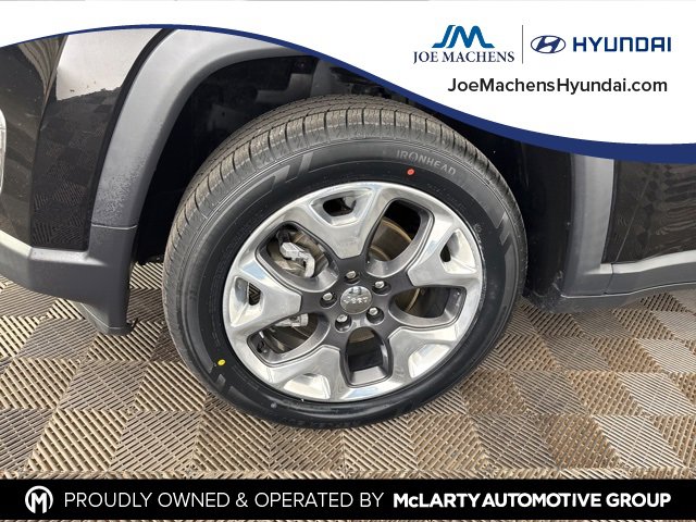 Used 2018 Jeep Compass Limited image 29