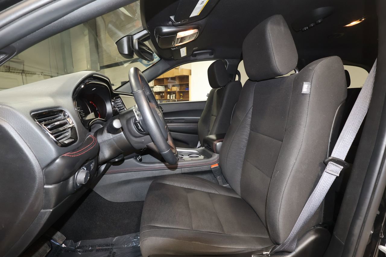 Used 2025 Dodge Durango GT AWD/4WD image 23