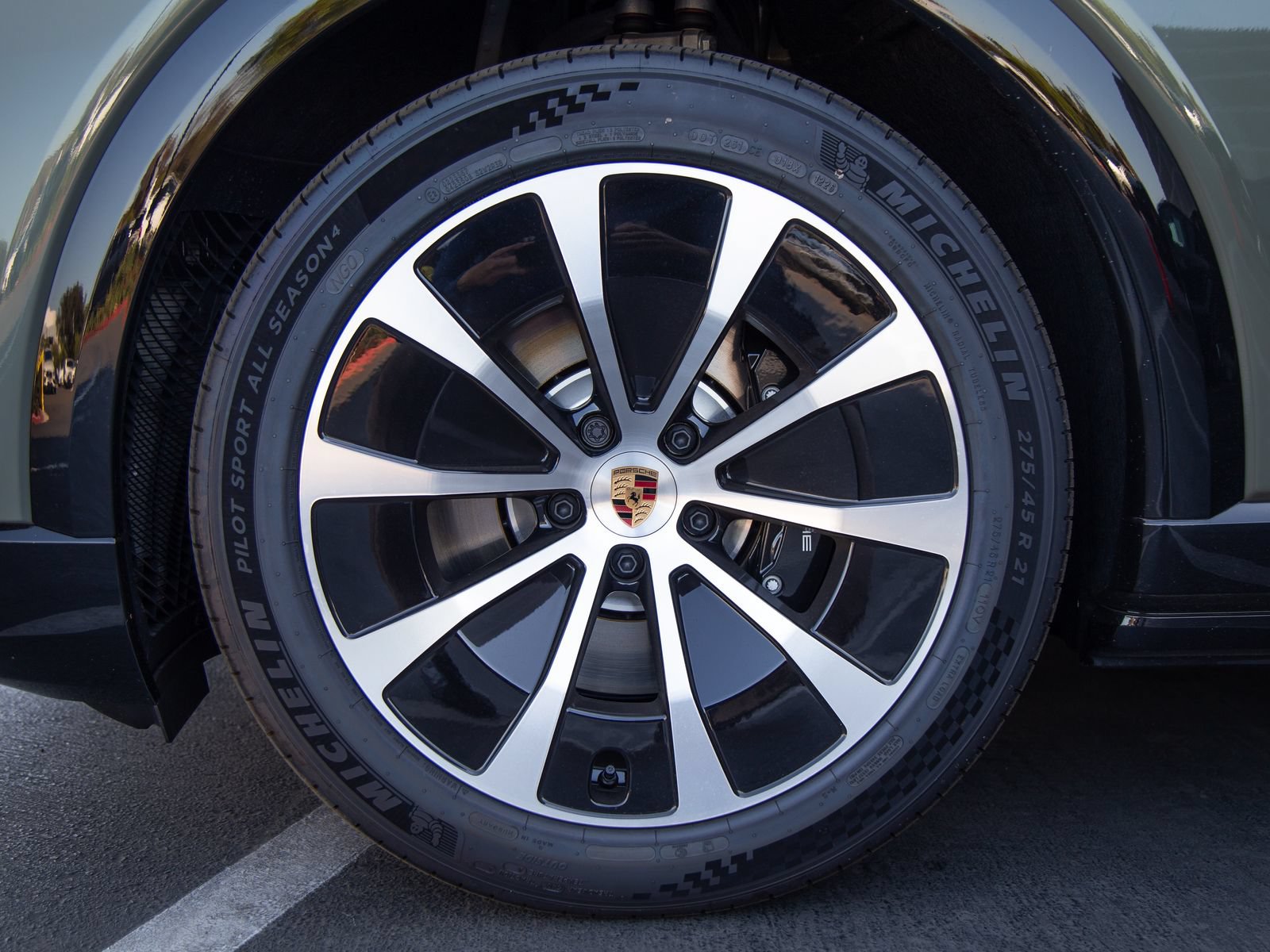 New 2026 Porsche Cayenne S AWD/4WD image 12