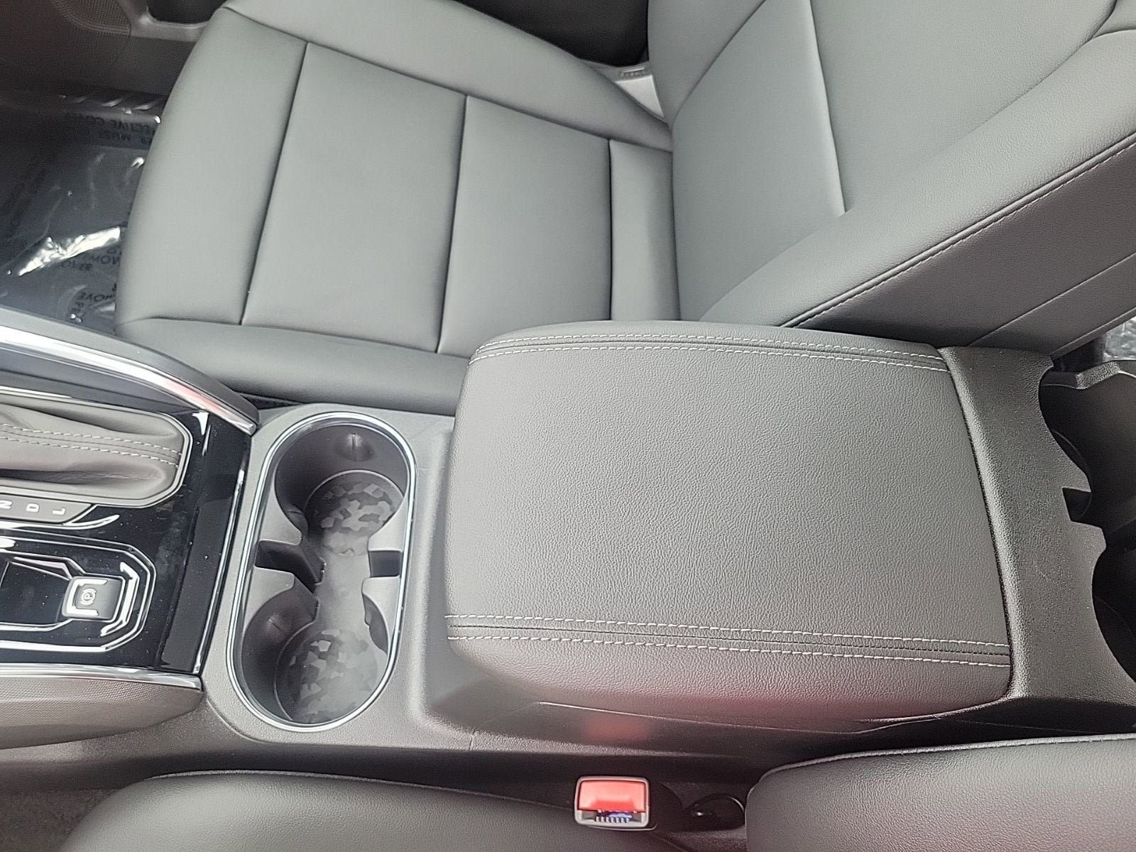 New 2026 GMC Canyon Elevation w/ Convenience Package RWD image 17