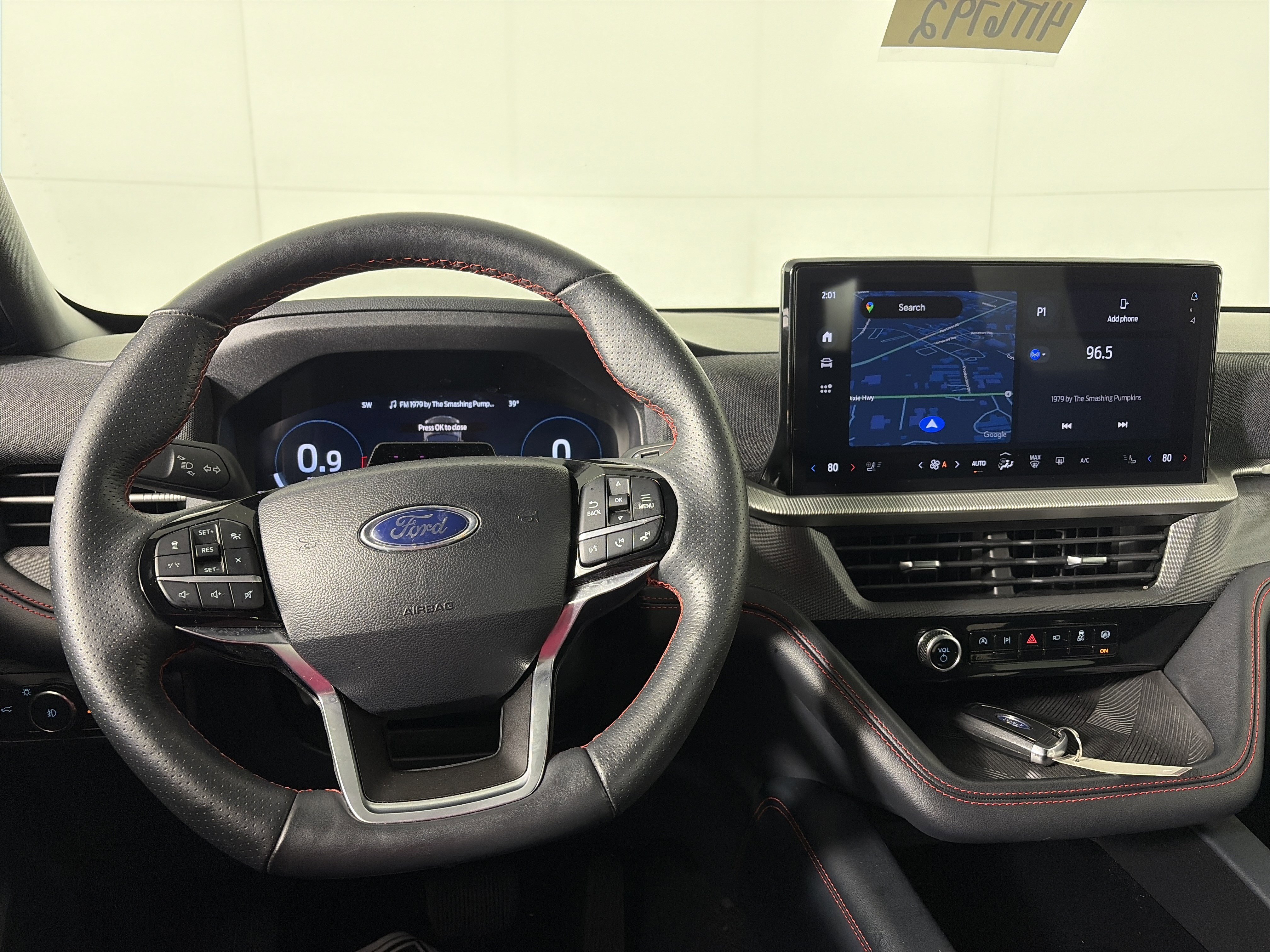 Used 2025 Ford Explorer ST-Line w/ ST-Line Street Pack image 13