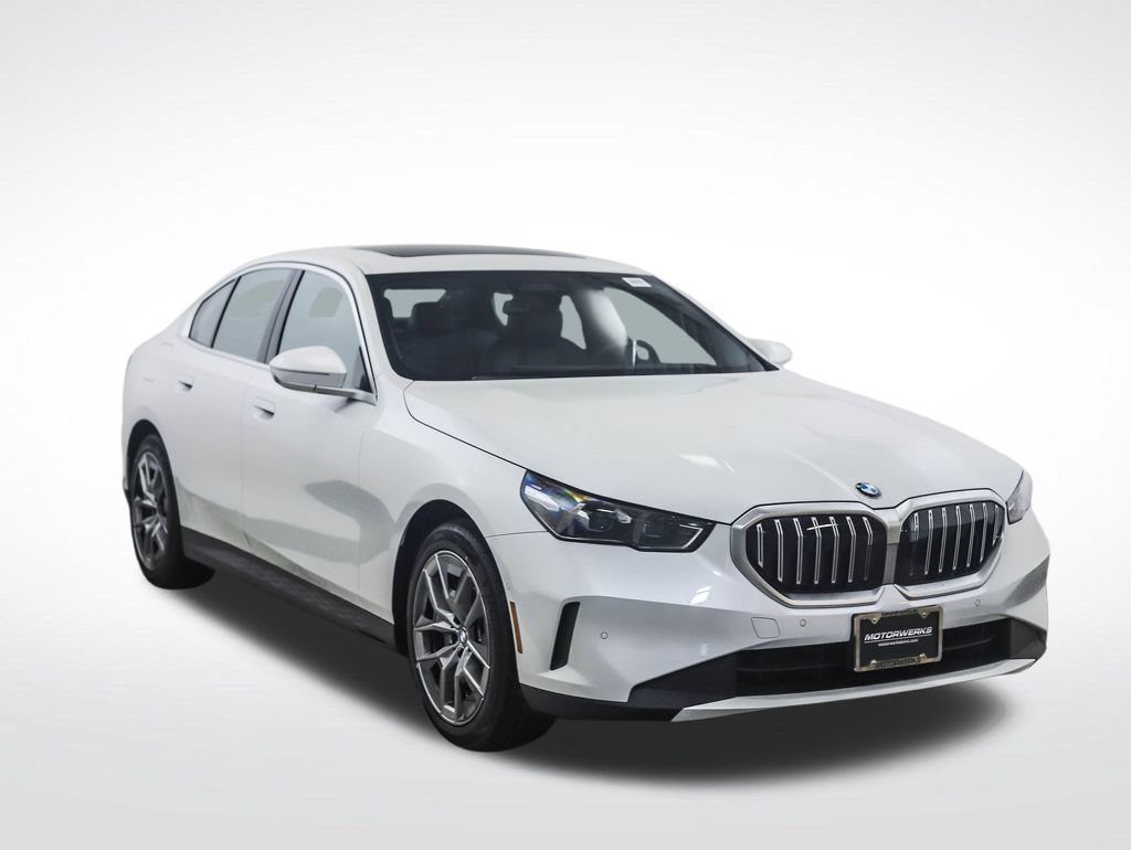 Used 2026 BMW 530i xDrive AWD/4WD image 7
