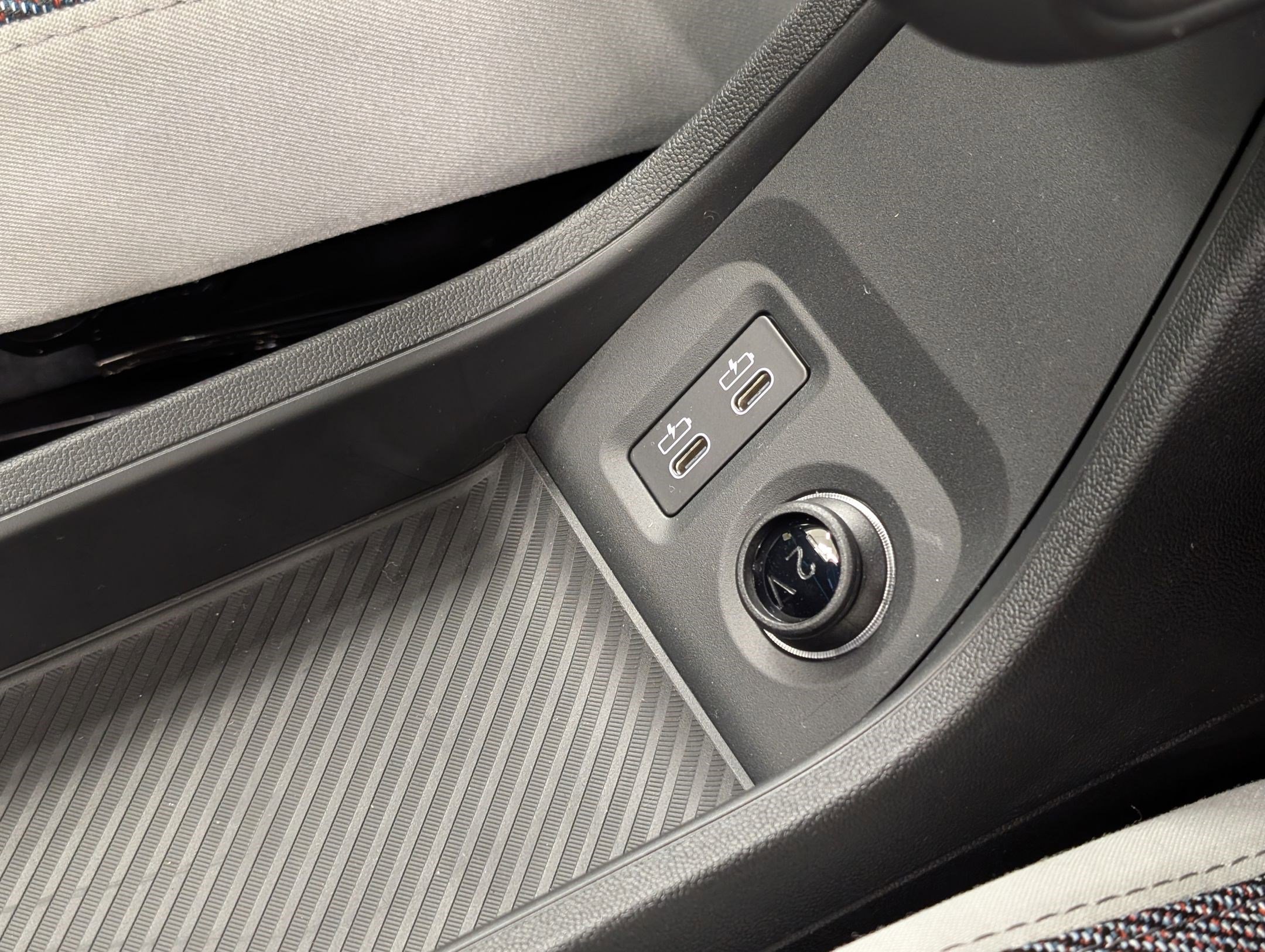 New 2026 MINI Cooper S image 24