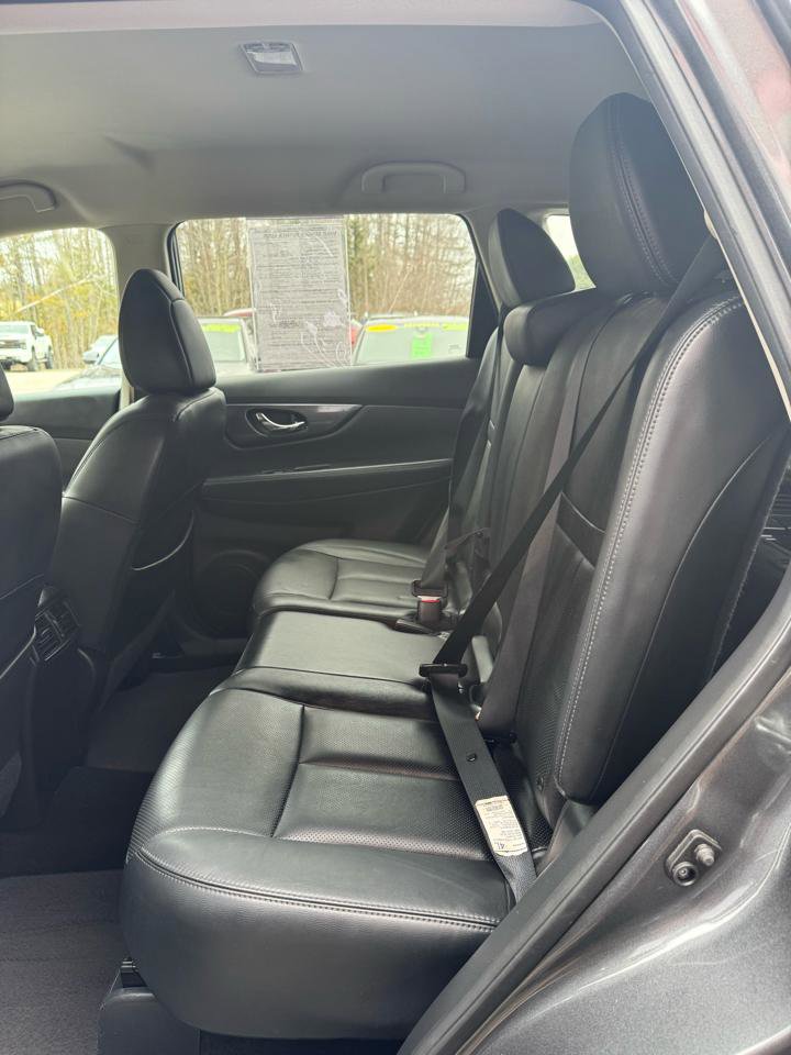 Used 2015 Nissan Rogue SL image 15