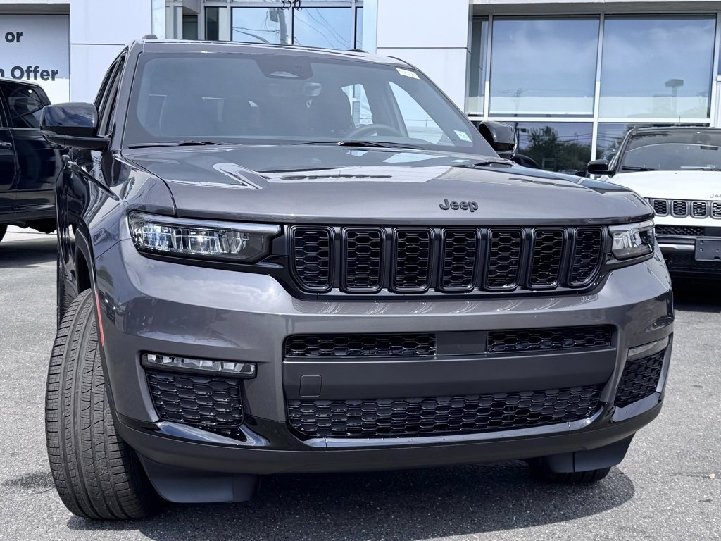New 2025 Jeep Grand Cherokee L Limited w/ Black Appearance Package