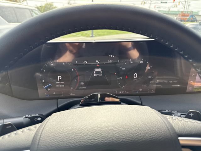 New 2025 Nissan Armada SL w/ Captain's Chari Seat Package image 9