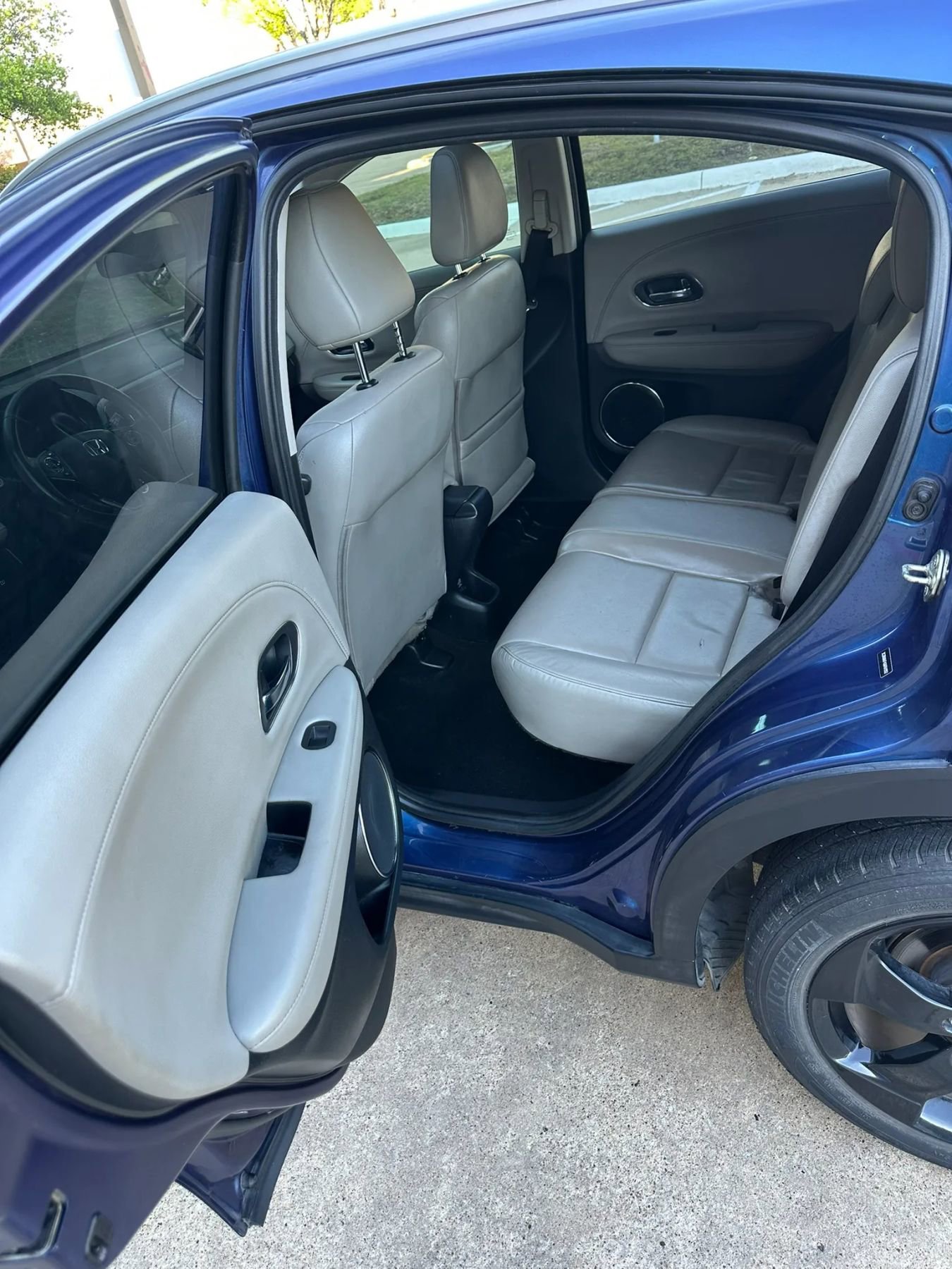 Used 2016 Honda HR-V EX-L image 13