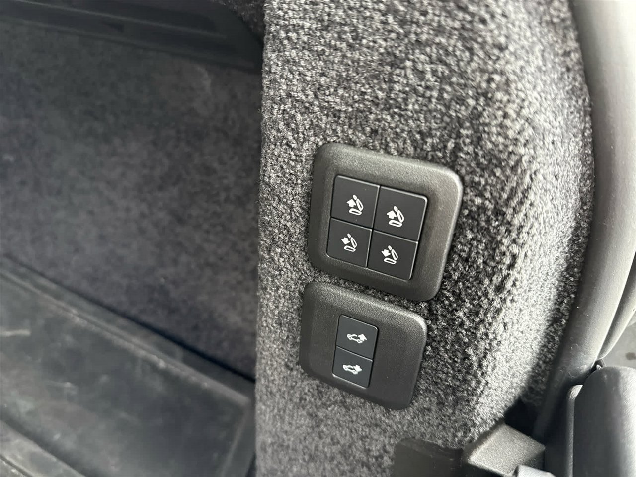 Used 2022 Land Rover Range Rover Westminster Edition image 31