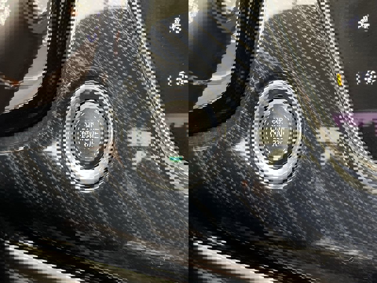 Used 2024 Cadillac XT6 Premium Luxury w/ Technology Package AWD/4WD image 23