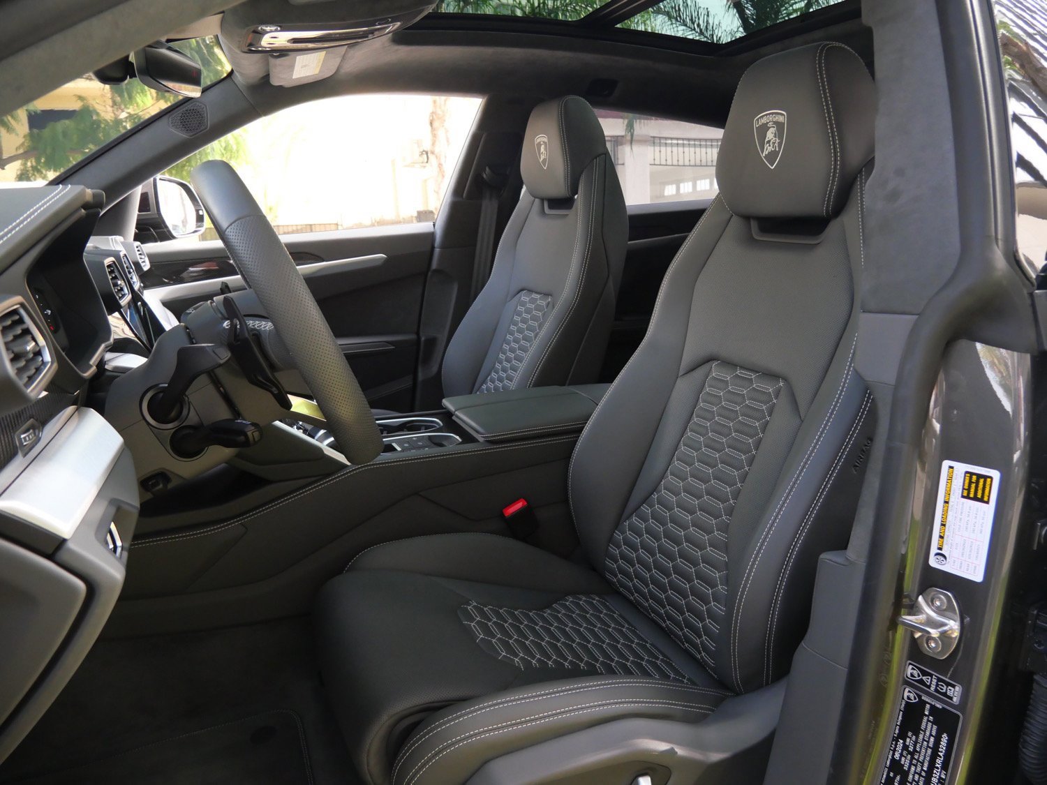 Used 2024 Lamborghini Urus S image 19