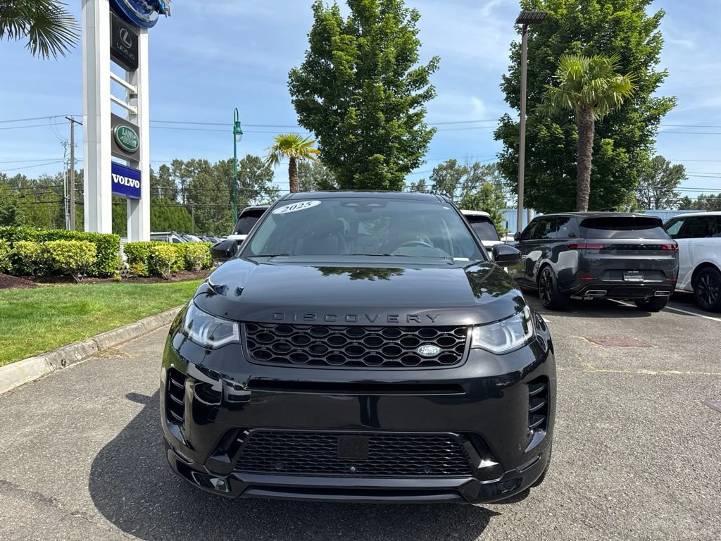 Certified 2025 Land Rover Discovery Sport Dynamic SE AWD/4WD image 10