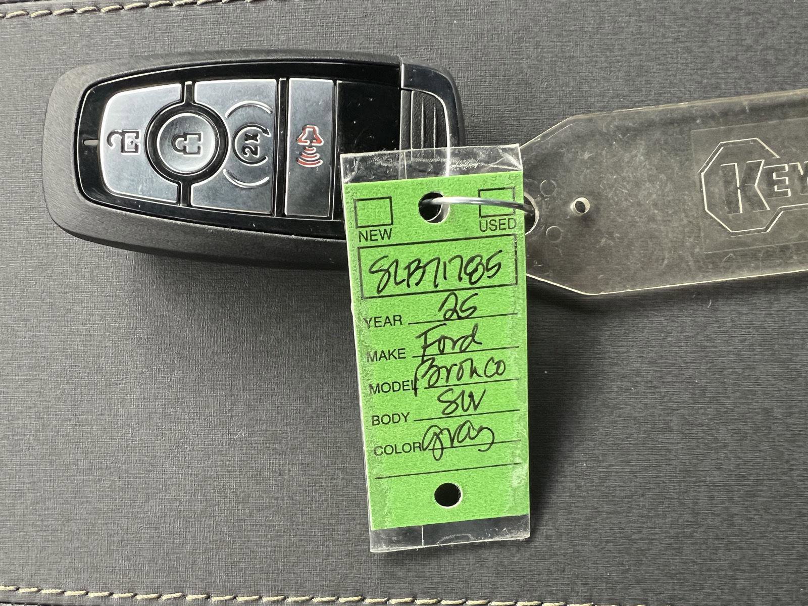 New 2025 Ford Bronco Badlands image 76