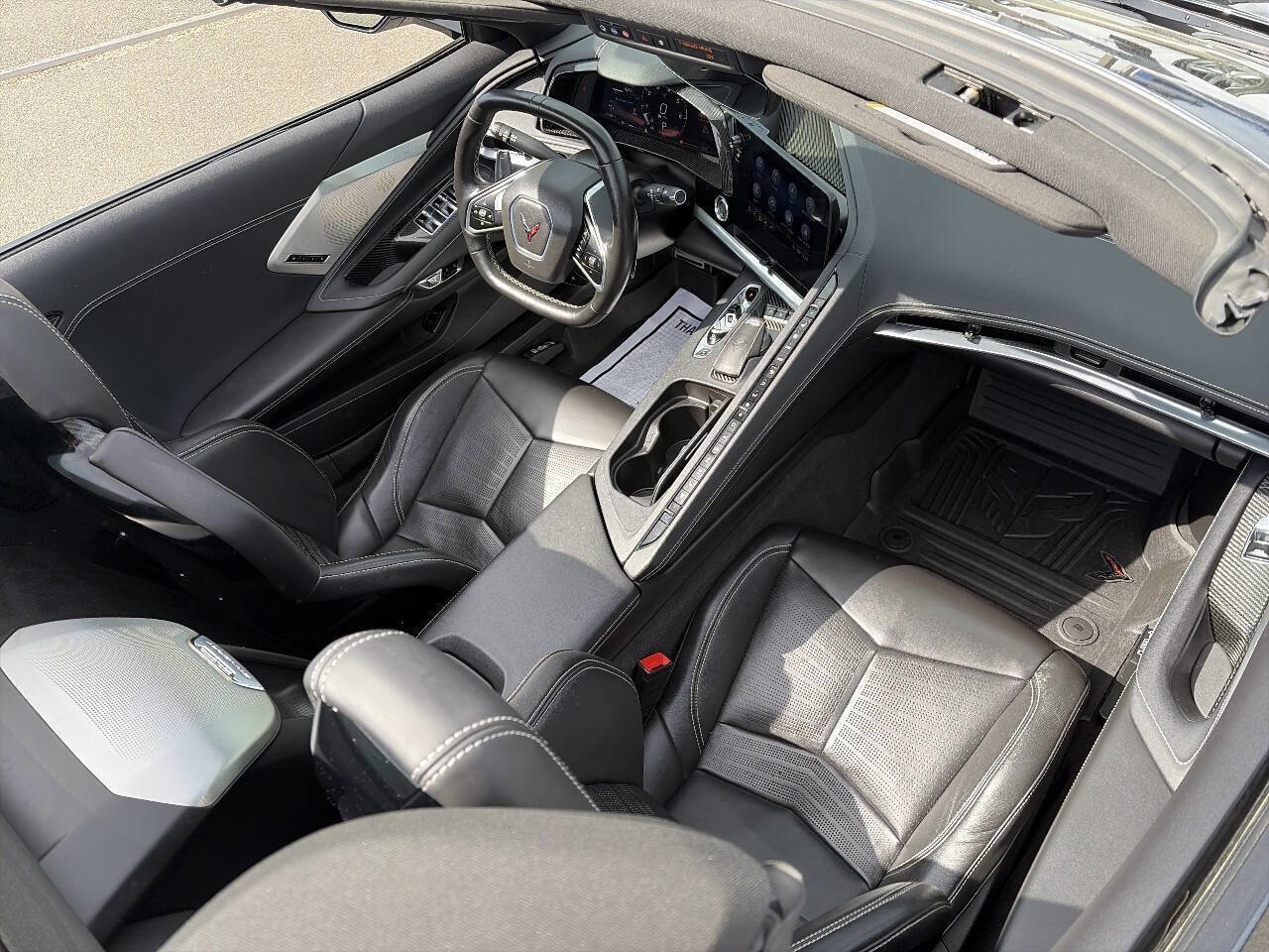 Used 2020 Chevrolet Corvette Stingray Preferred Conv w/ 2LT Preferred Equipment Group RWD image 17