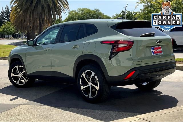 Used 2024 Chevrolet Trax RS w/ Sunroof Package image 10