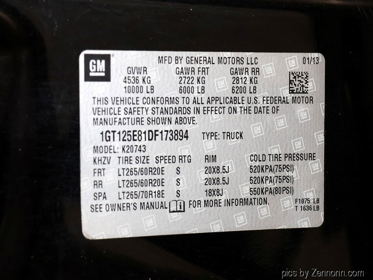 Used 2013 GMC Sierra 2500 Denali w/ Snow Plow Prep Package AWD/4WD image 32
