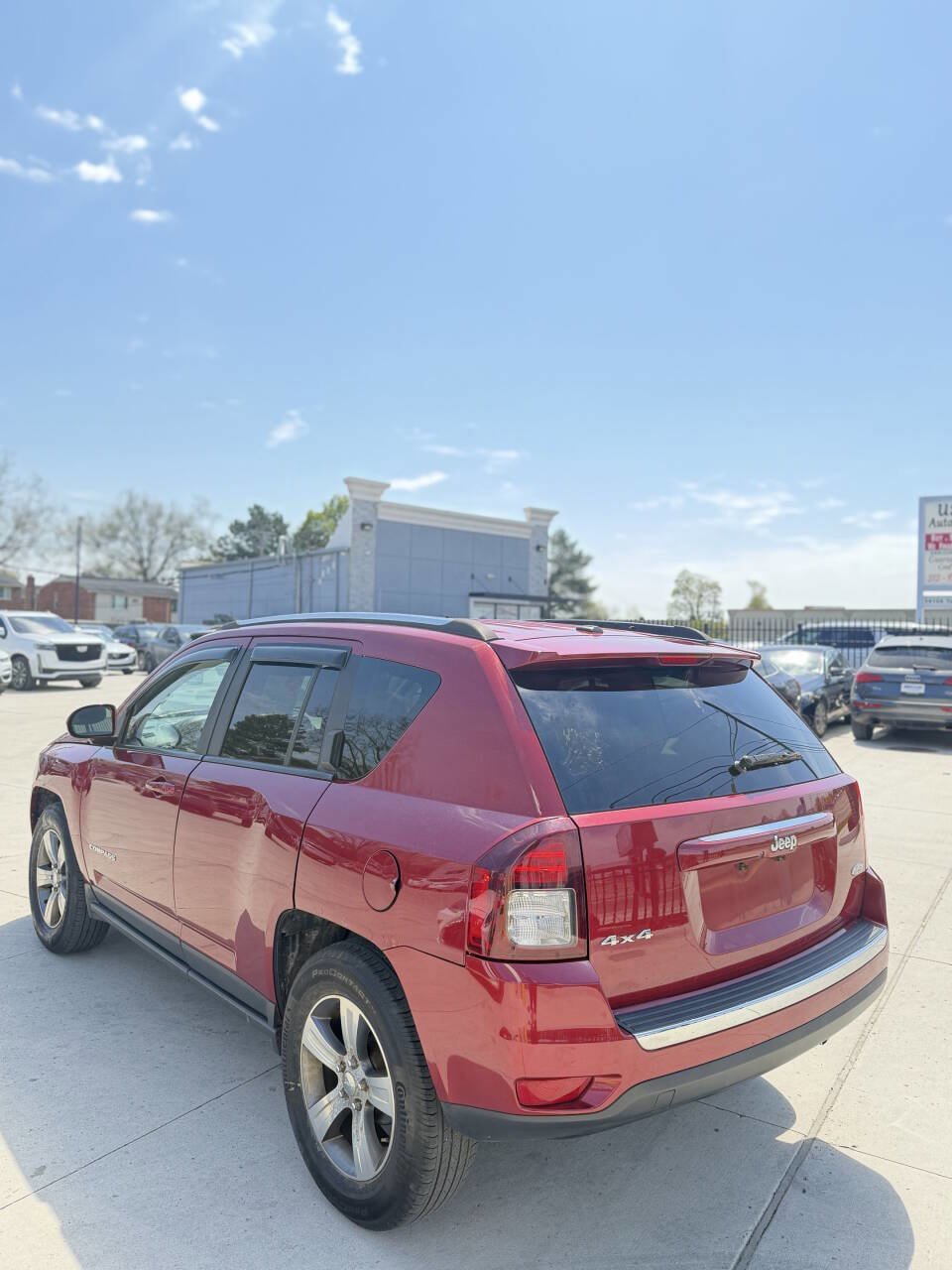 Used 2017 Jeep Compass High Altitude AWD/4WD image 5
