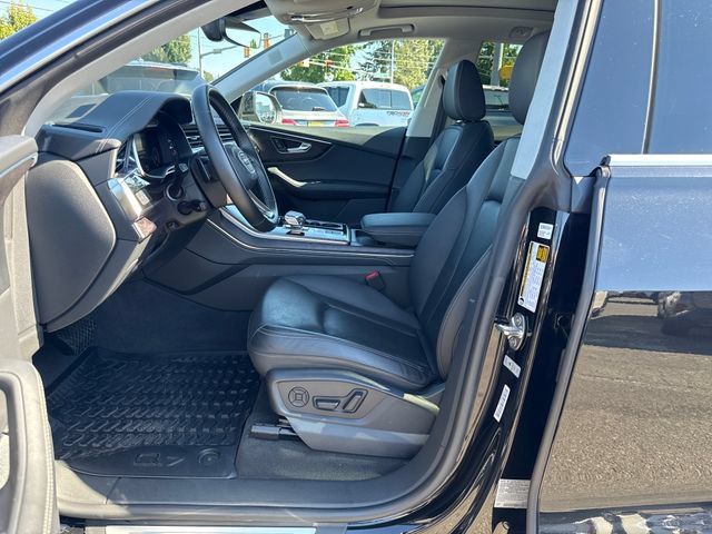 Used 2023 Audi Q8 Premium Plus w/ Premium Plus Package AWD/4WD image 14