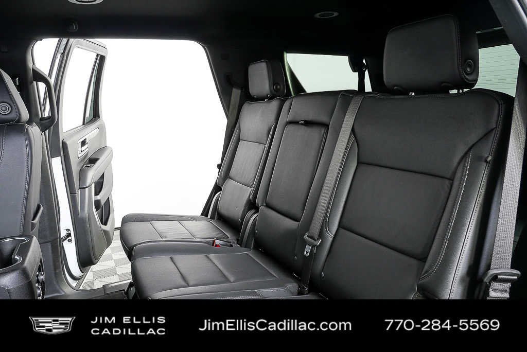 Used 2025 Chevrolet Tahoe LT RWD image 19