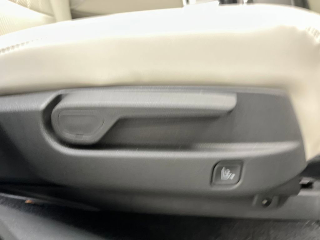 Used 2025 Hyundai Santa Fe SEL image 17