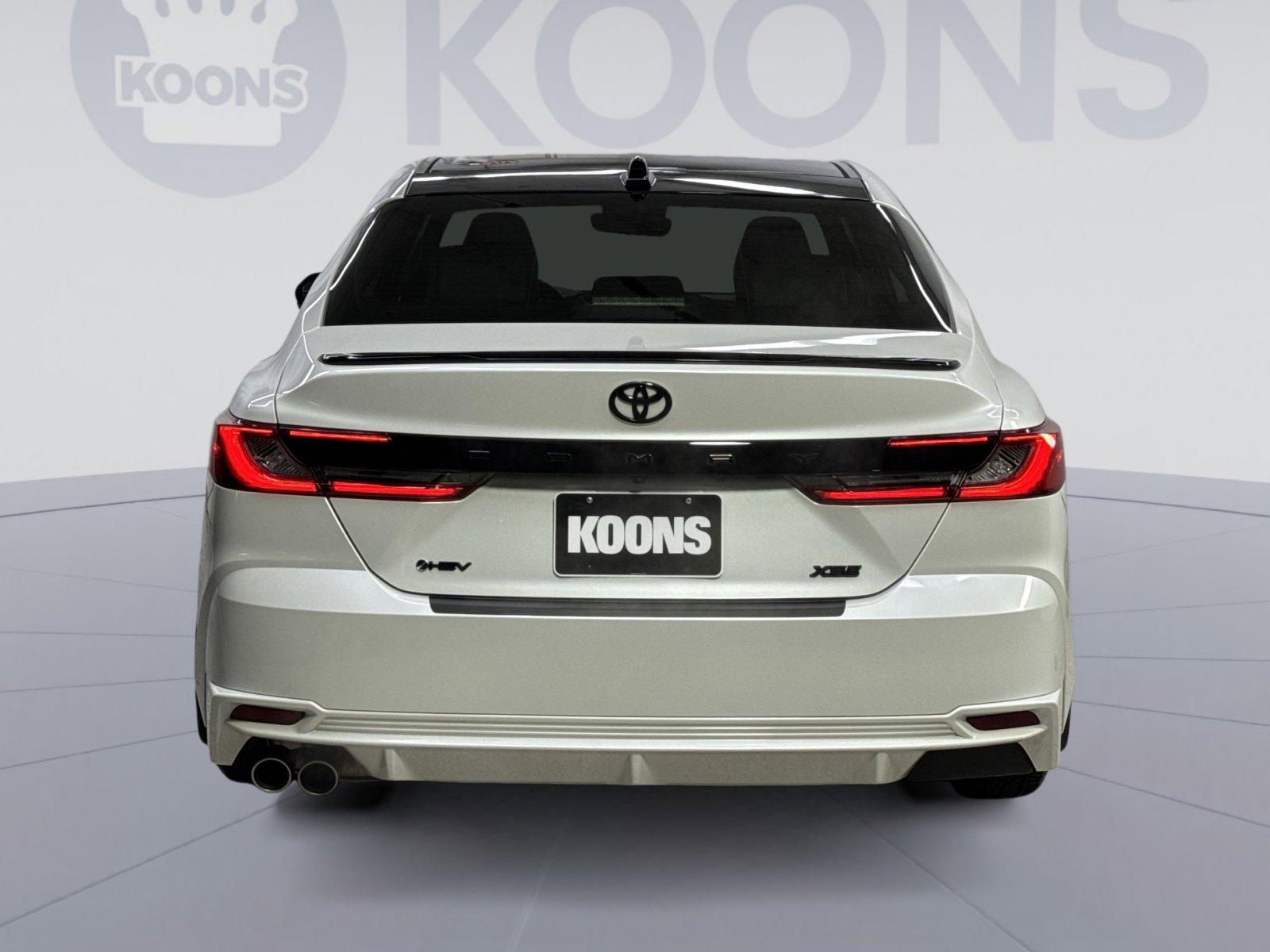 Used 2025 Toyota Camry XSE image 11