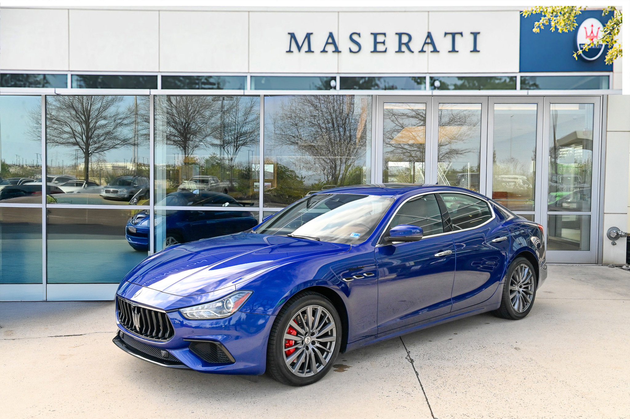 Used 2022 Maserati Ghibli Modena Q4 image 1