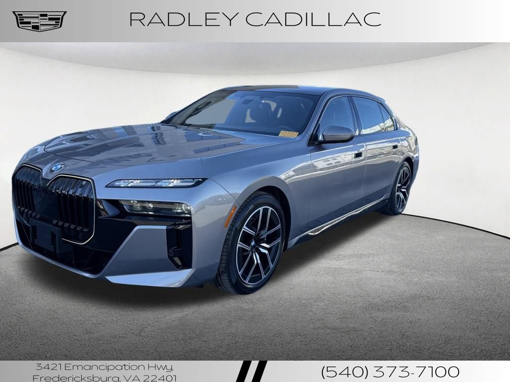 Used 2024 BMW 760i xDrive w/ Executive Package image 27