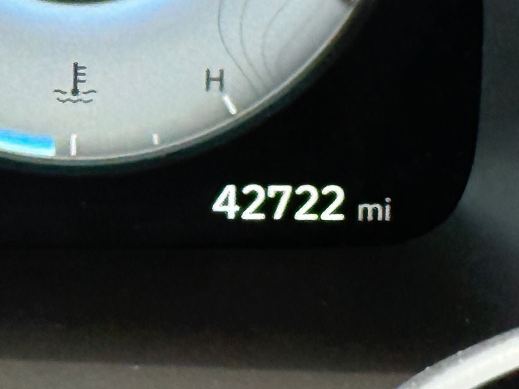 Used 2024 Hyundai Palisade SEL FWD image 24