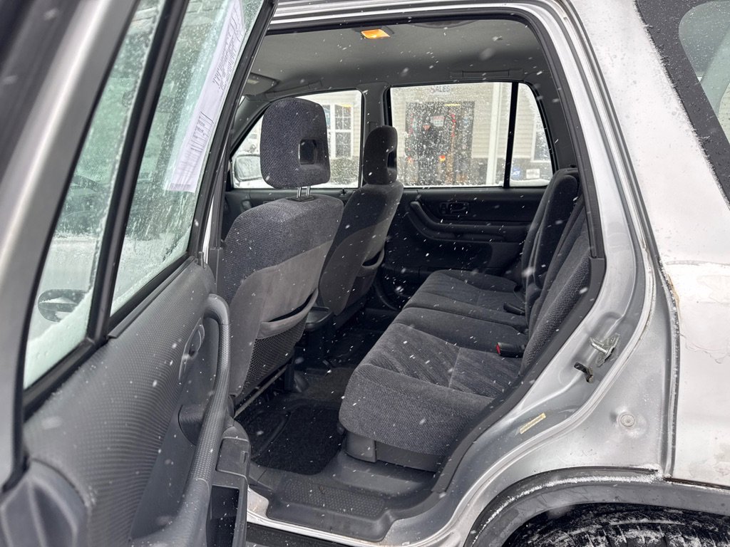 Used 2001 Honda CR-V LX image 10