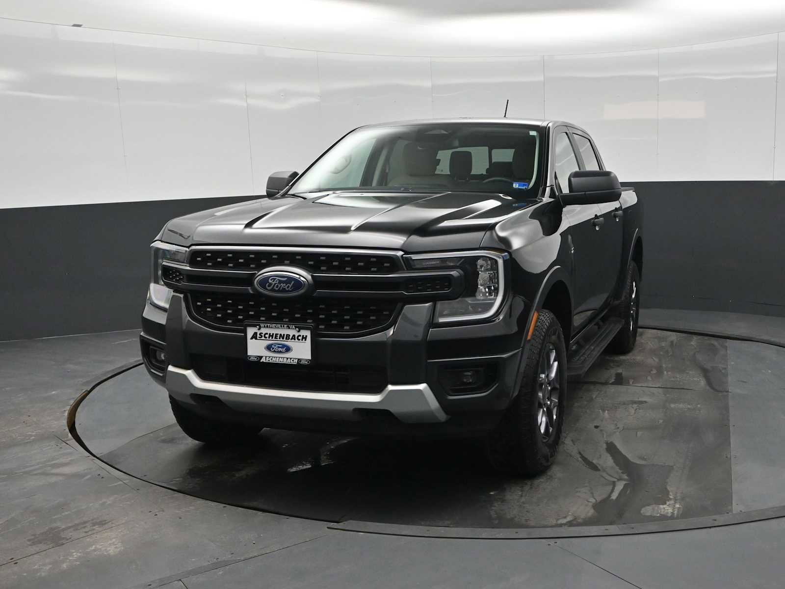 Used 2024 Ford Ranger XLT w/ Equipment Group 301A High image 5