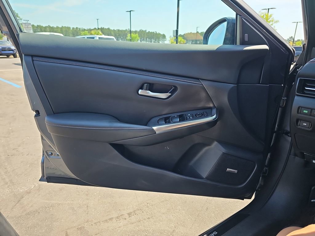 Used 2022 Nissan Sentra SR w/ SR Premium Package FWD image 31