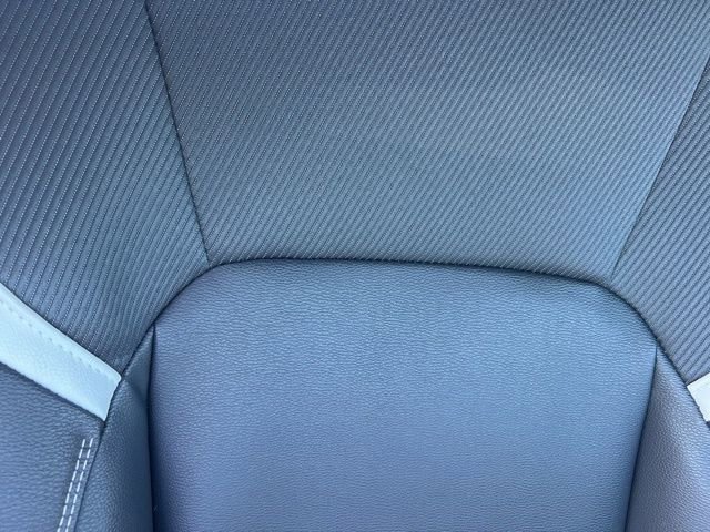 Used 2025 Toyota Camry SE image 35