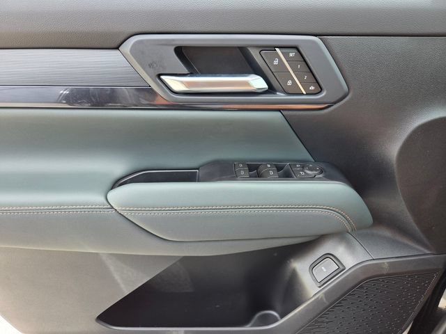 New 2026 GMC Terrain AT4 w/ Convenience Package III AWD/4WD image 11