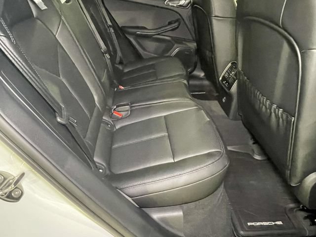 New 2026 Porsche Macan AWD/4WD image 22