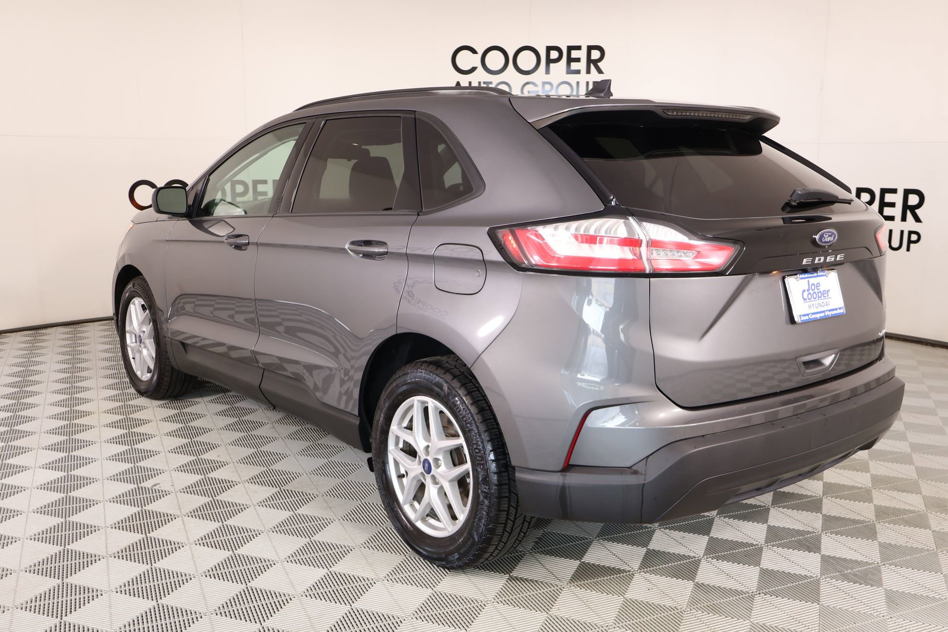 Used 2022 Ford Edge SE AWD/4WD image 21