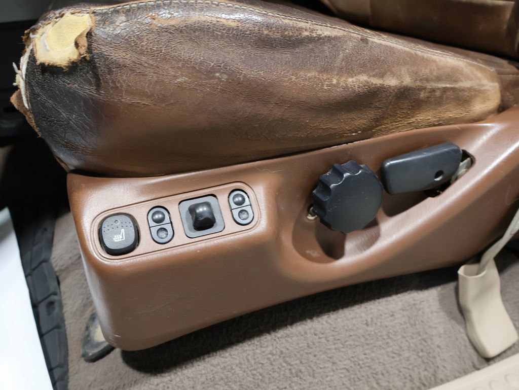 Used 2000 Ford Excursion Limited image 14