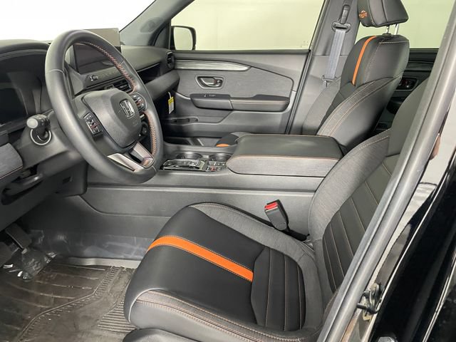 Certified 2026 Honda Passport TrailSport image 2