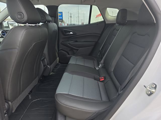 New 2026 Chevrolet Trax LT w/ Driver Confidence Package image 13