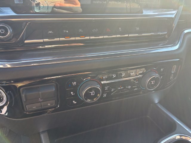 Used 2024 Chevrolet Silverado 1500 High Country w/ High Country Premium Package AWD/4WD image 26