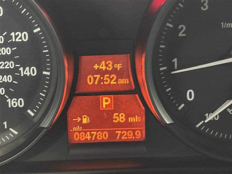 Used 2010 BMW Z4 sDrive30i image 22