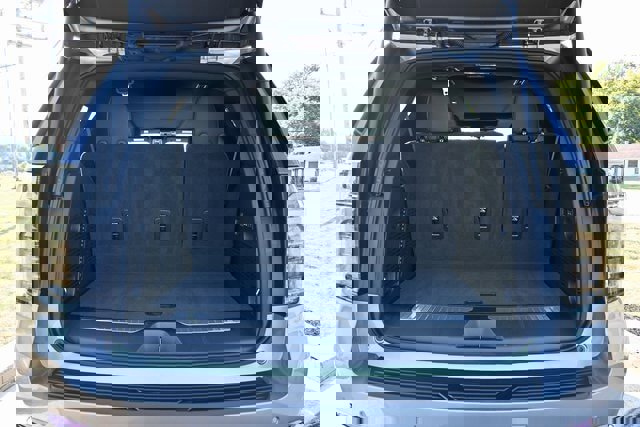 Used 2025 Chevrolet Tahoe Premier image 24