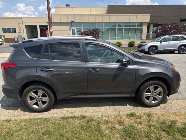 Used 2015 Toyota RAV4 XLE AWD/4WD image 8